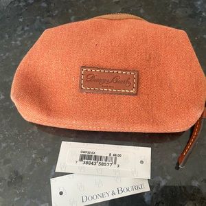 Small Dooney & Bourke make up bag